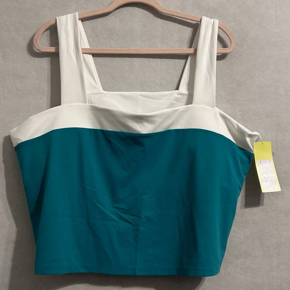 Plus size Square Neck Cropped Tank Top All In Motion Green and white NWT